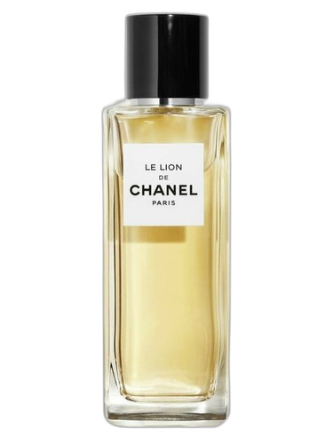 Chanel Le Lion Eau de Parfum perfume bottle